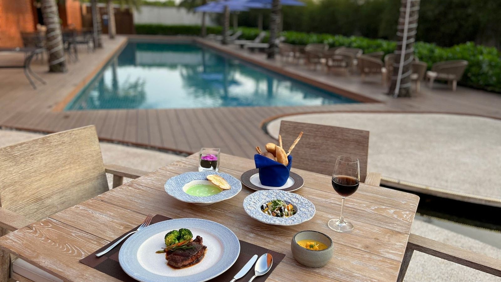 restaurants-main-restaurant