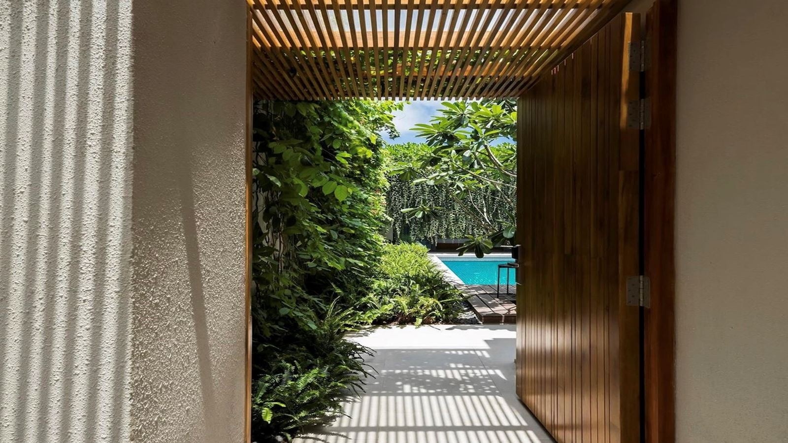 rooms-1bedroom-pool-villa-no-extra-bed