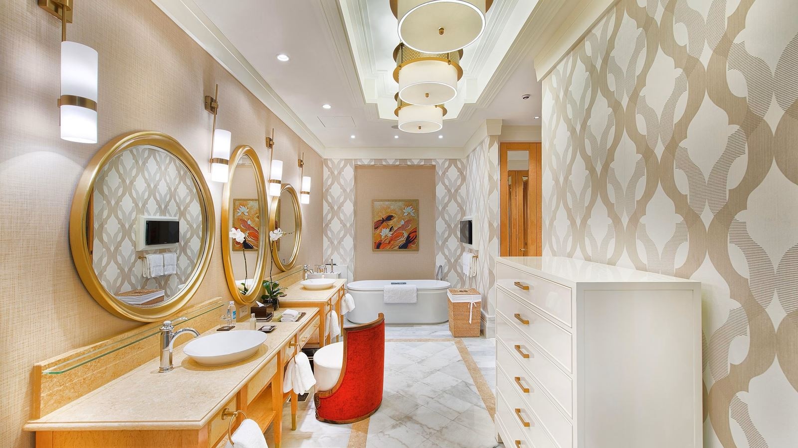 rooms-1bedroom-king-suite-golf-view