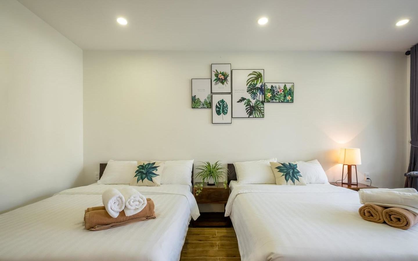 rooms-superior-doubletwin-with-balcony