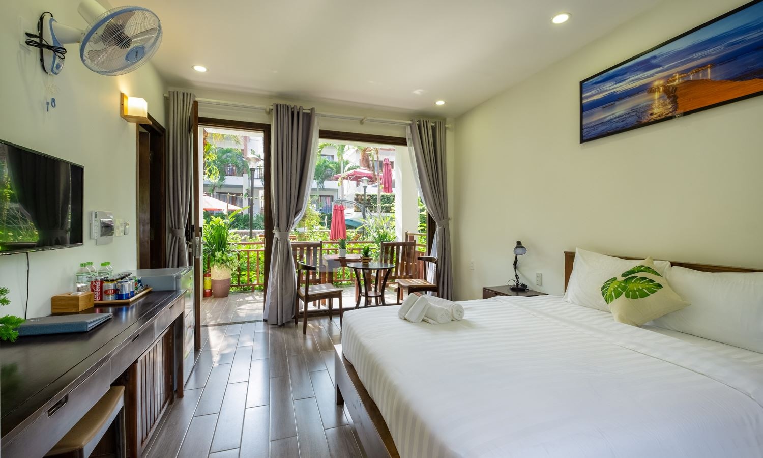 rooms-superior-doubletwin-with-balcony-child-without-extra-bed