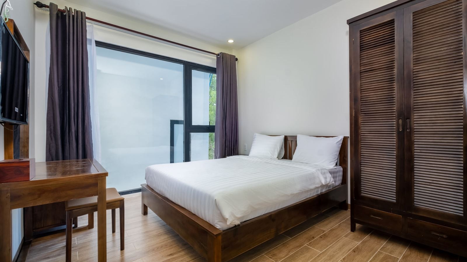 rooms-suite-family-with-balcony-no-extra-bed