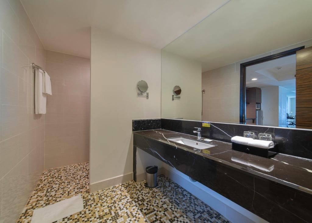 rooms-junior-suite-queen