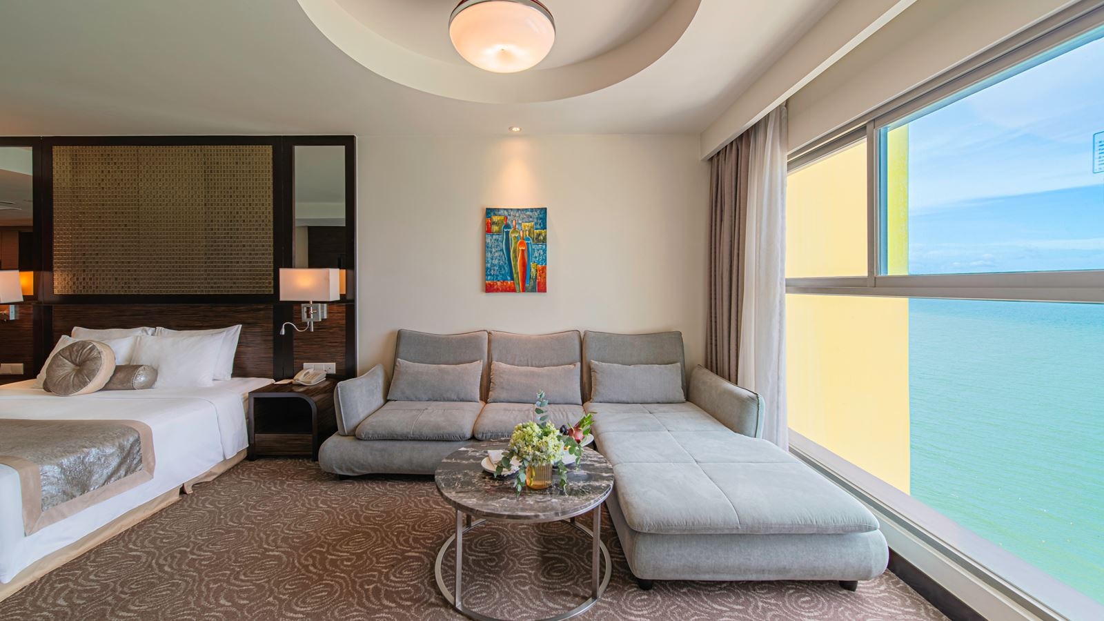 rooms-junior-suite-queen