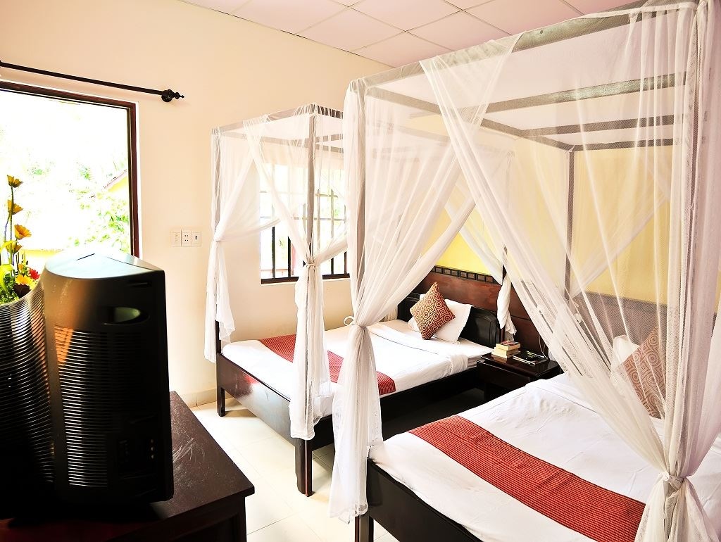 rooms-bungalow-superior-with-terrace-limited-sea-or-gardenview