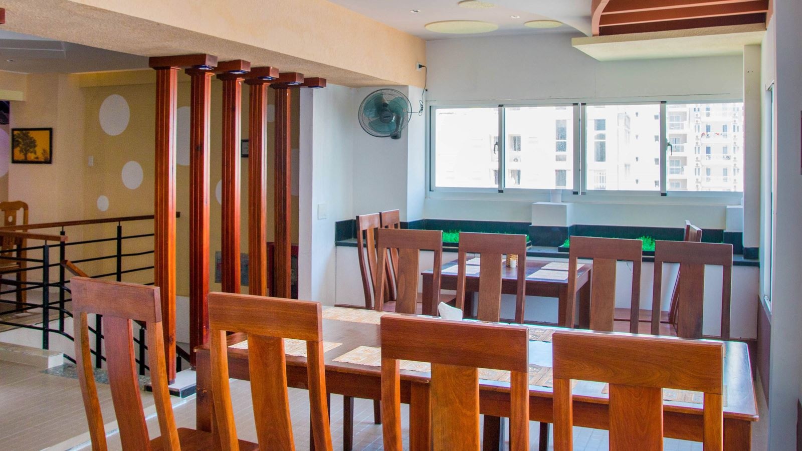 restaurants-main-restaurant