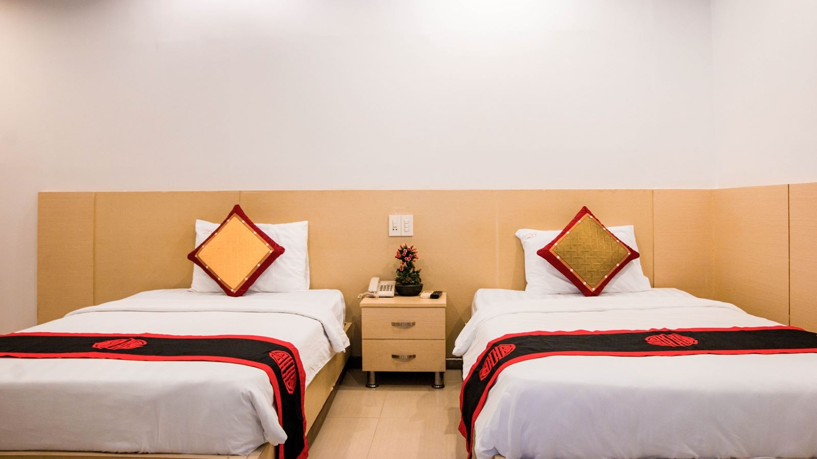 rooms-superior-no-window