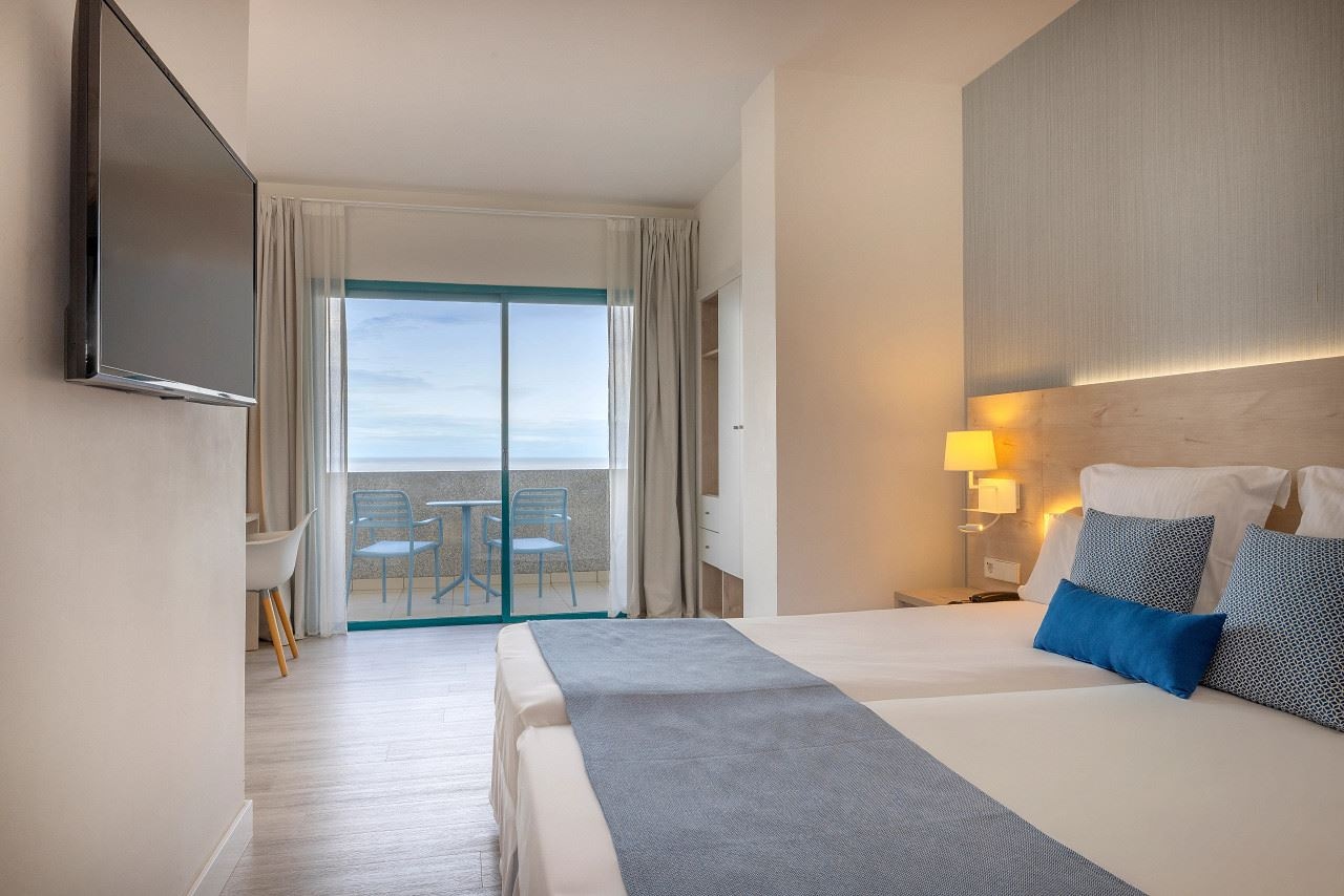 rooms-duplex-suite-ocean-view-min-age-13years