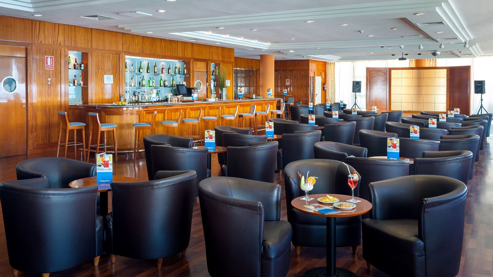 bars-bar-salon-panoramico