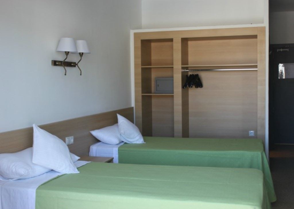 rooms-standard-with-balcony-or-terrace