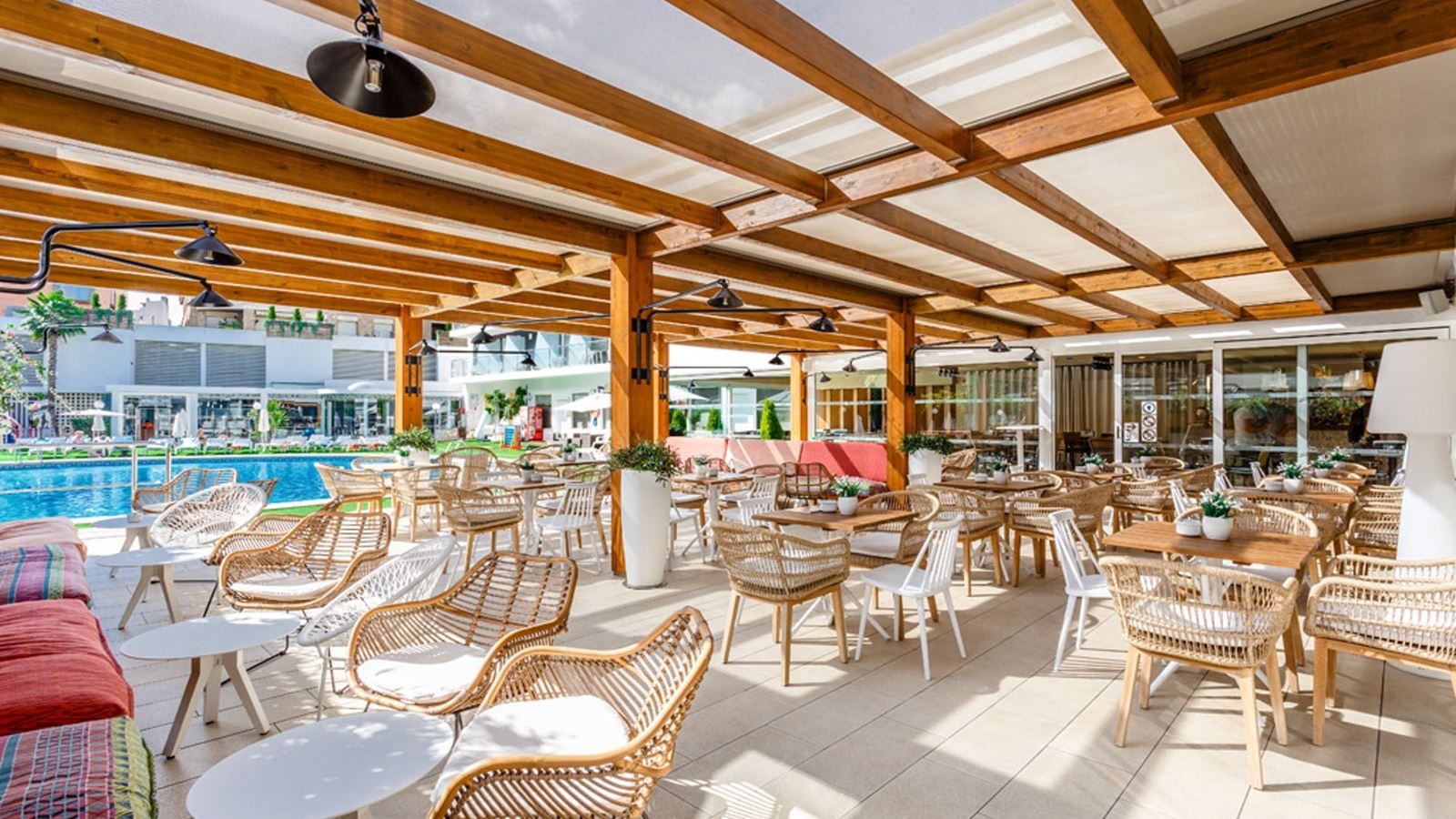 restaurants-main-restaurant