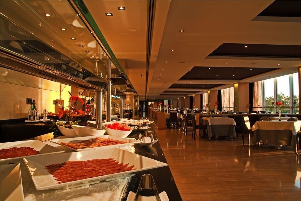 restaurants-main-restaurant