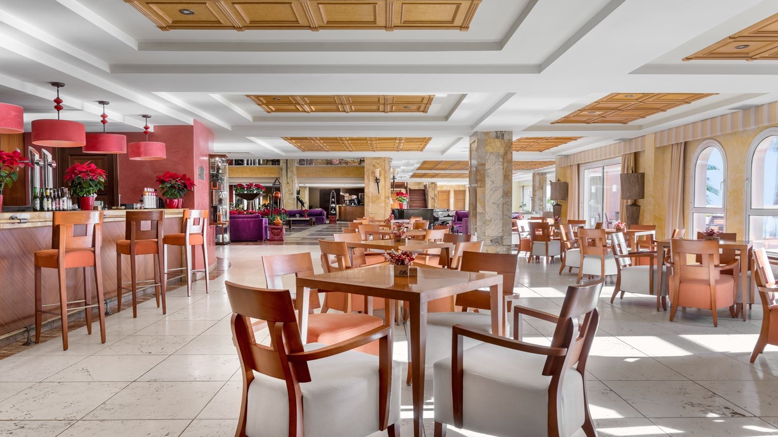 restaurants-lobby-bar