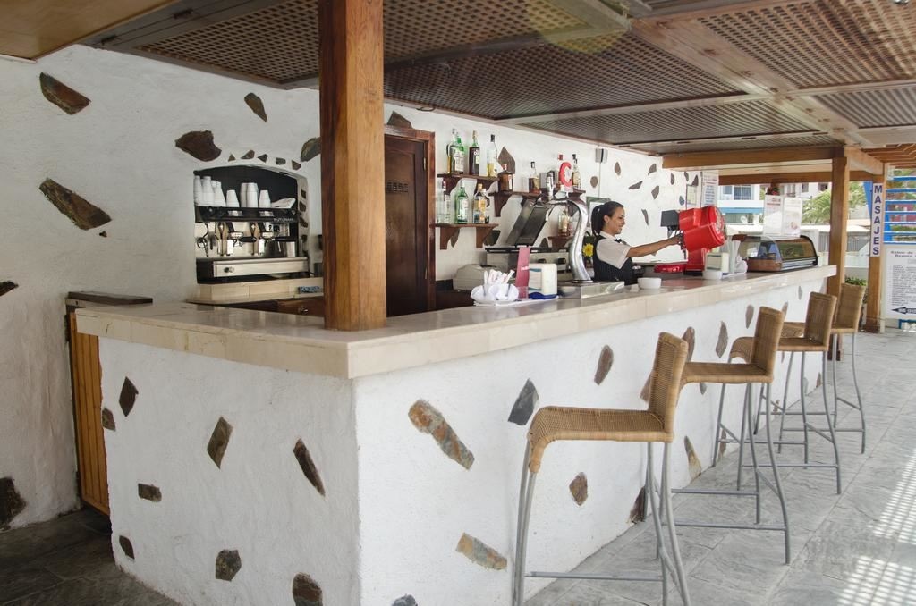 restaurants-snack-bar