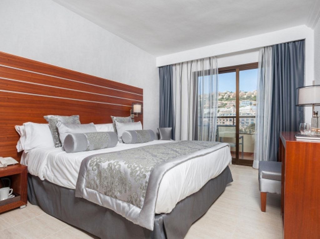 rooms-double-standard-room