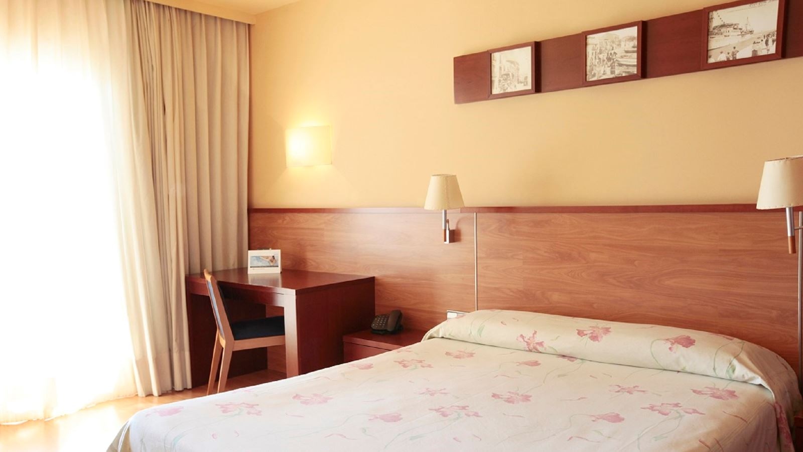 rooms-single-standard