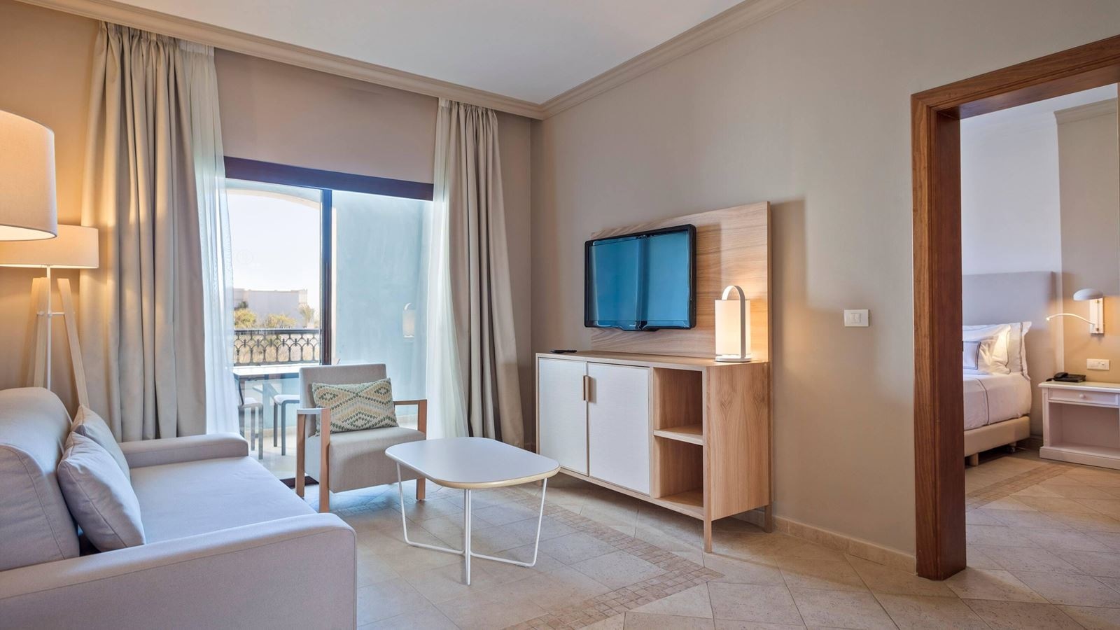 rooms-junior-suite-room-balcony-or-terrace