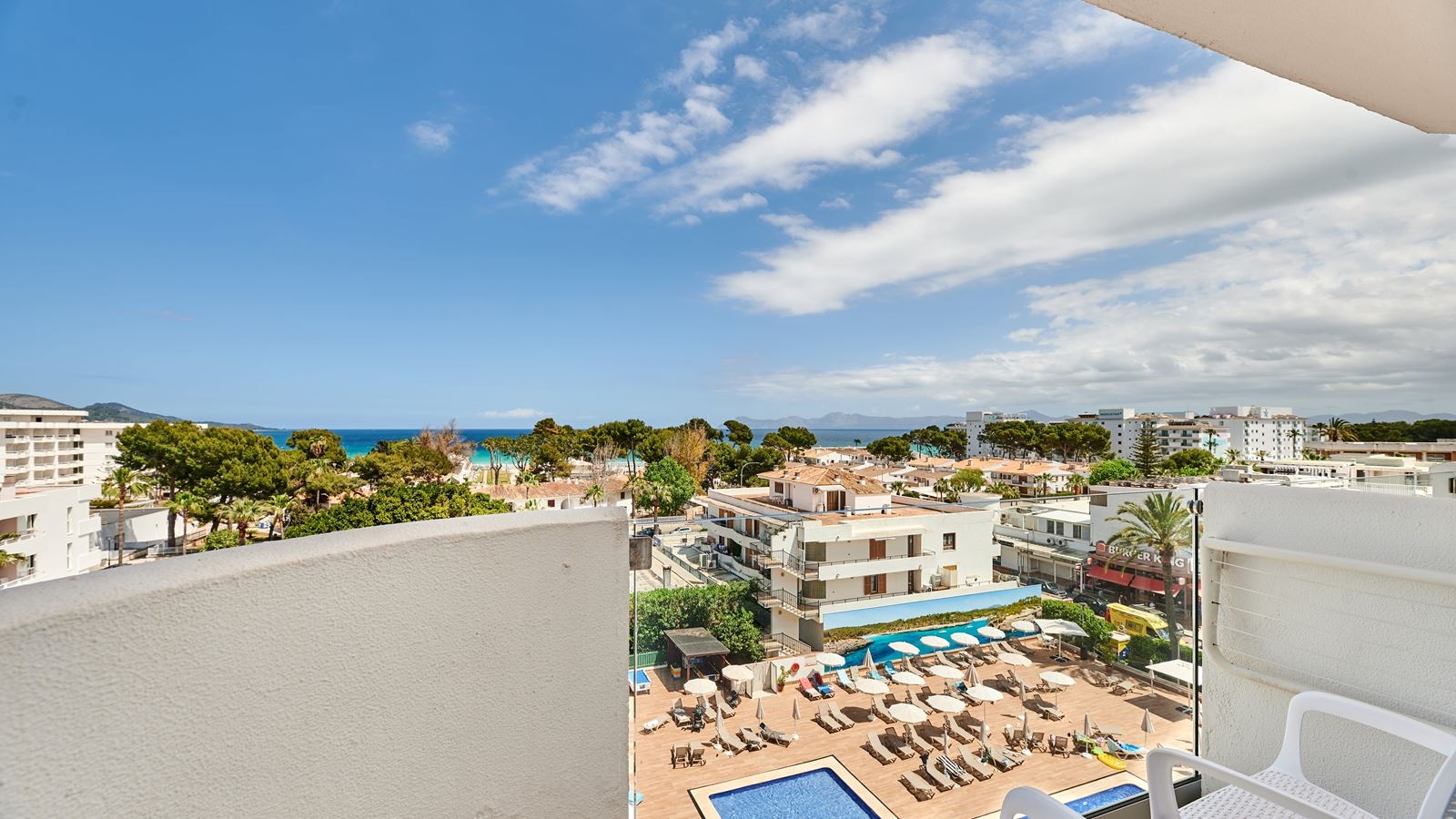 rooms-double-sea-view-balcony-or-terrace