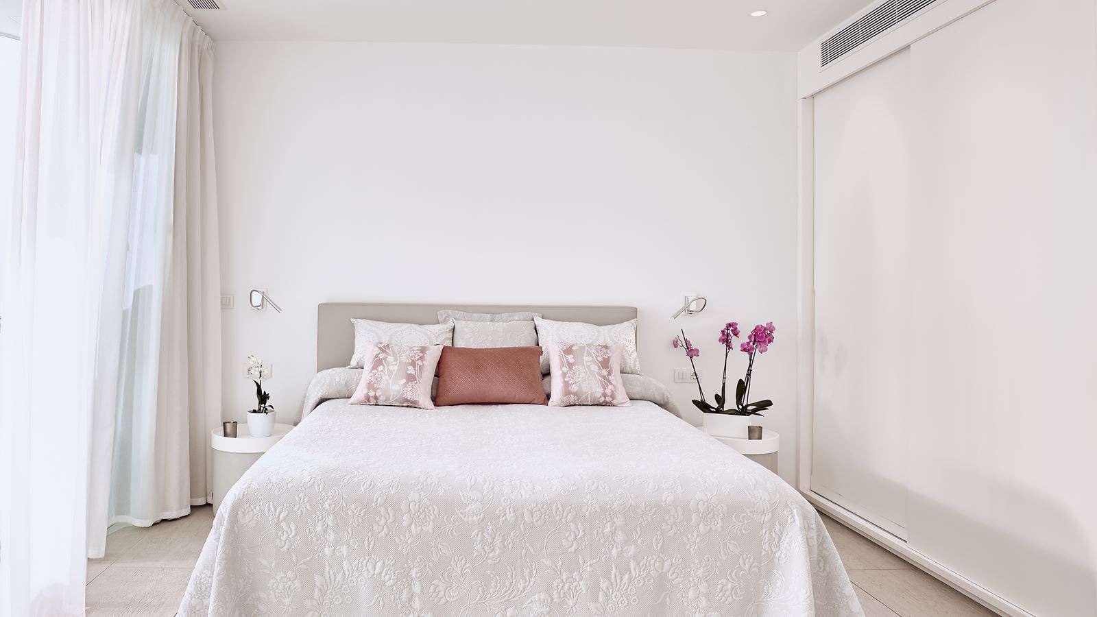 rooms-studio-divinity-xs