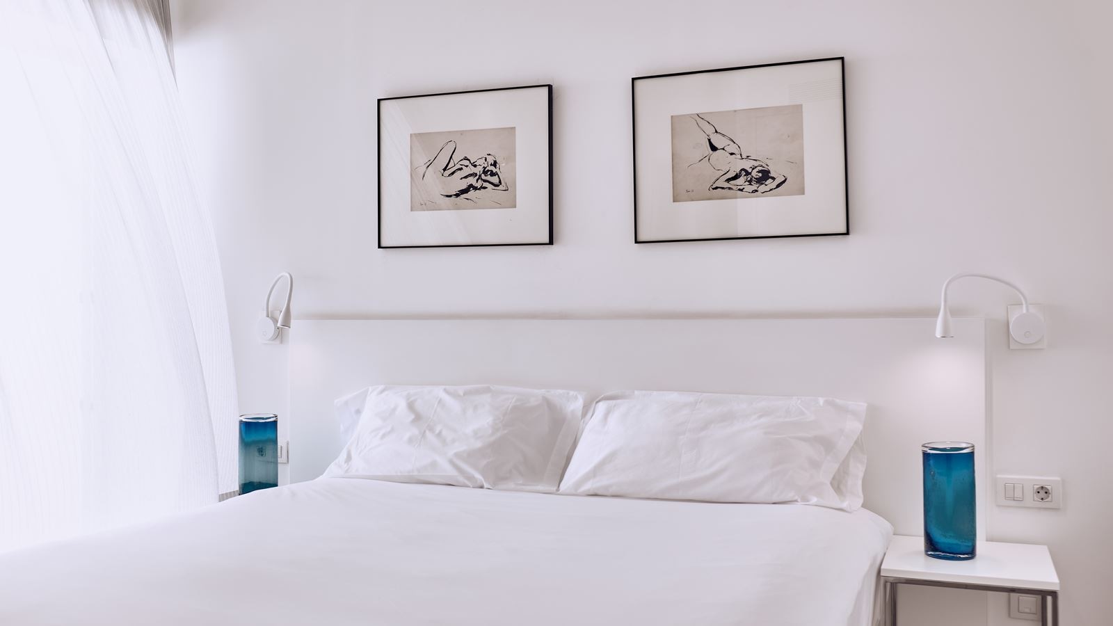 rooms-1-bedroom-suite-with-sea-view-divinity-bliss