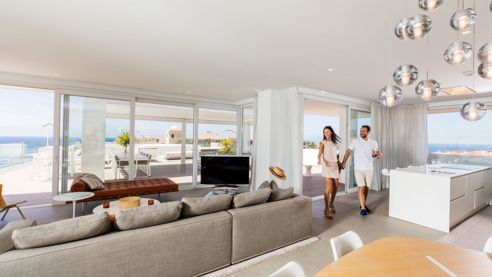 rooms-4-bedroom-penthouse-extra-large-room-with-private-pool-jacuzzi-sea-view-mountain-view-and-terrace-infinity-euphoria