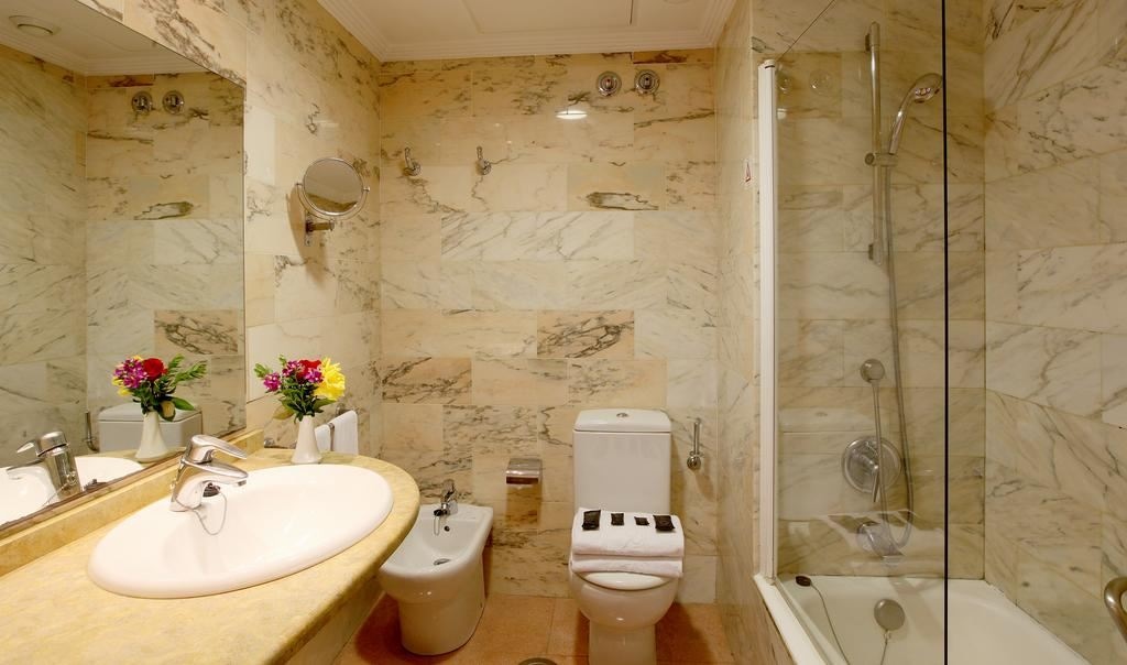 rooms-double-single-use