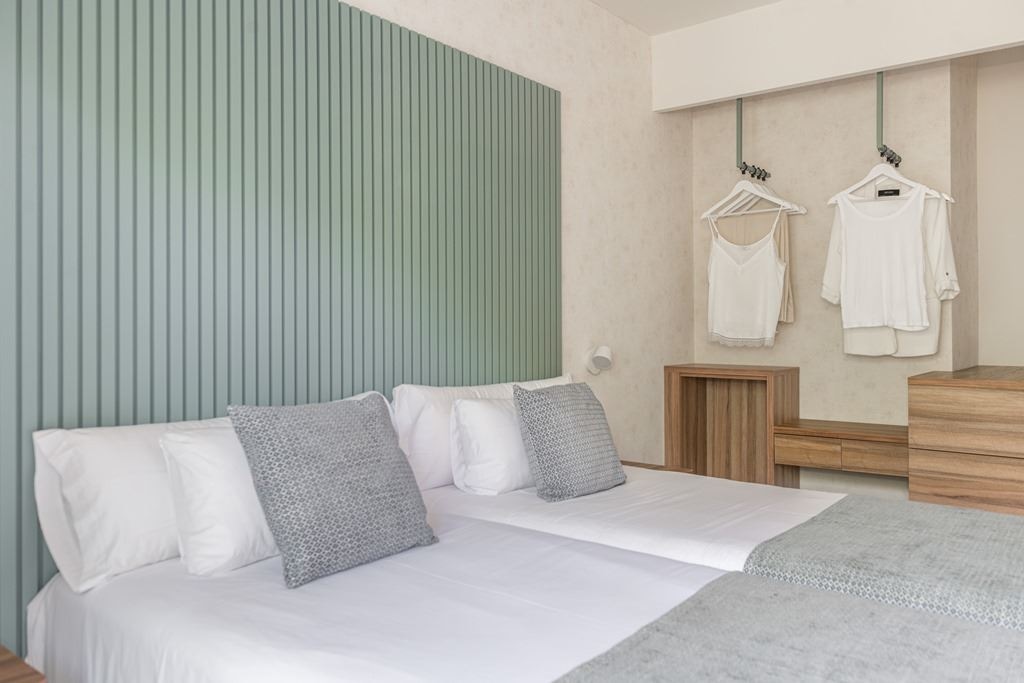 rooms-double-standard