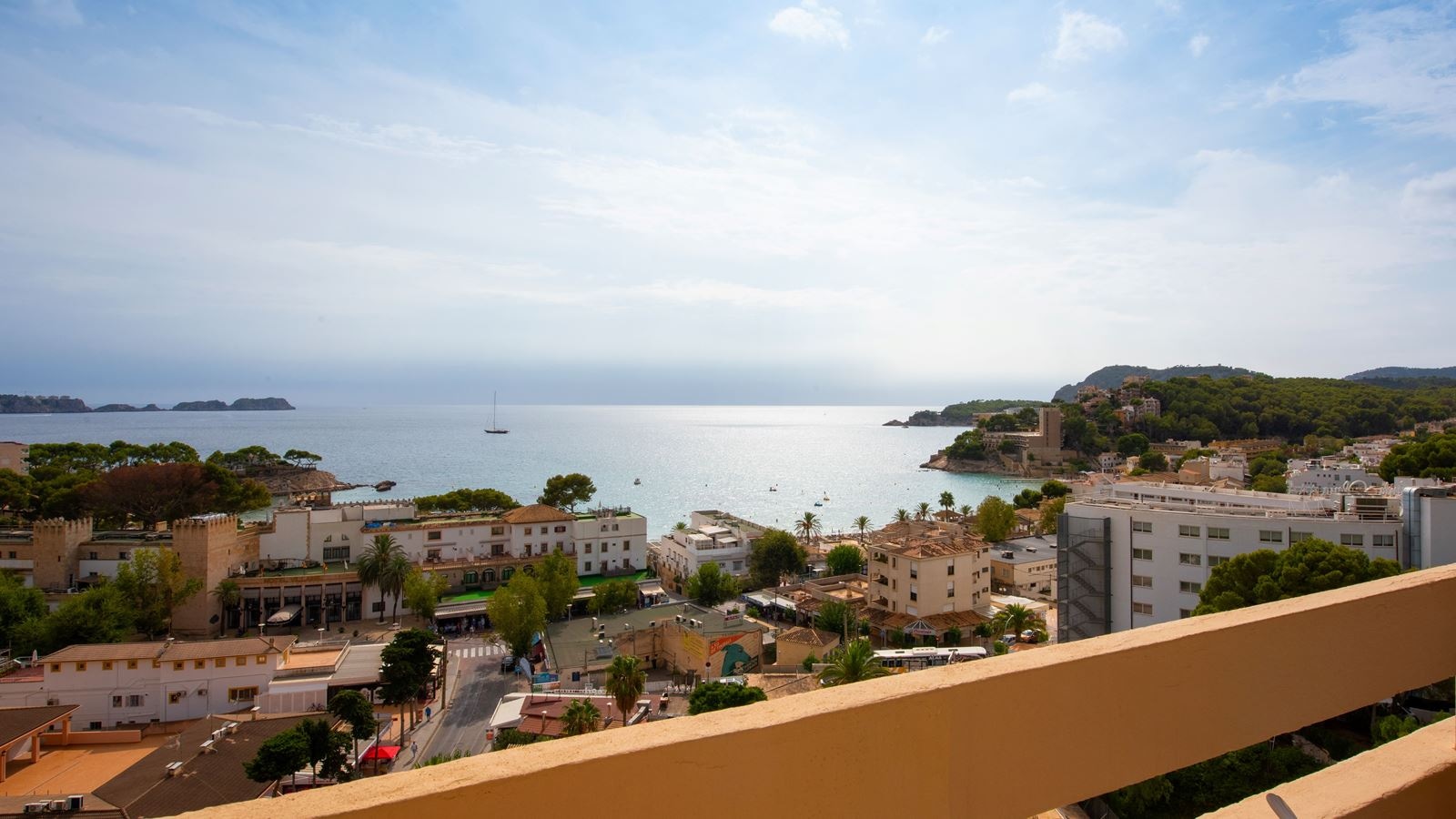 rooms-ds--twin-superior-seaview