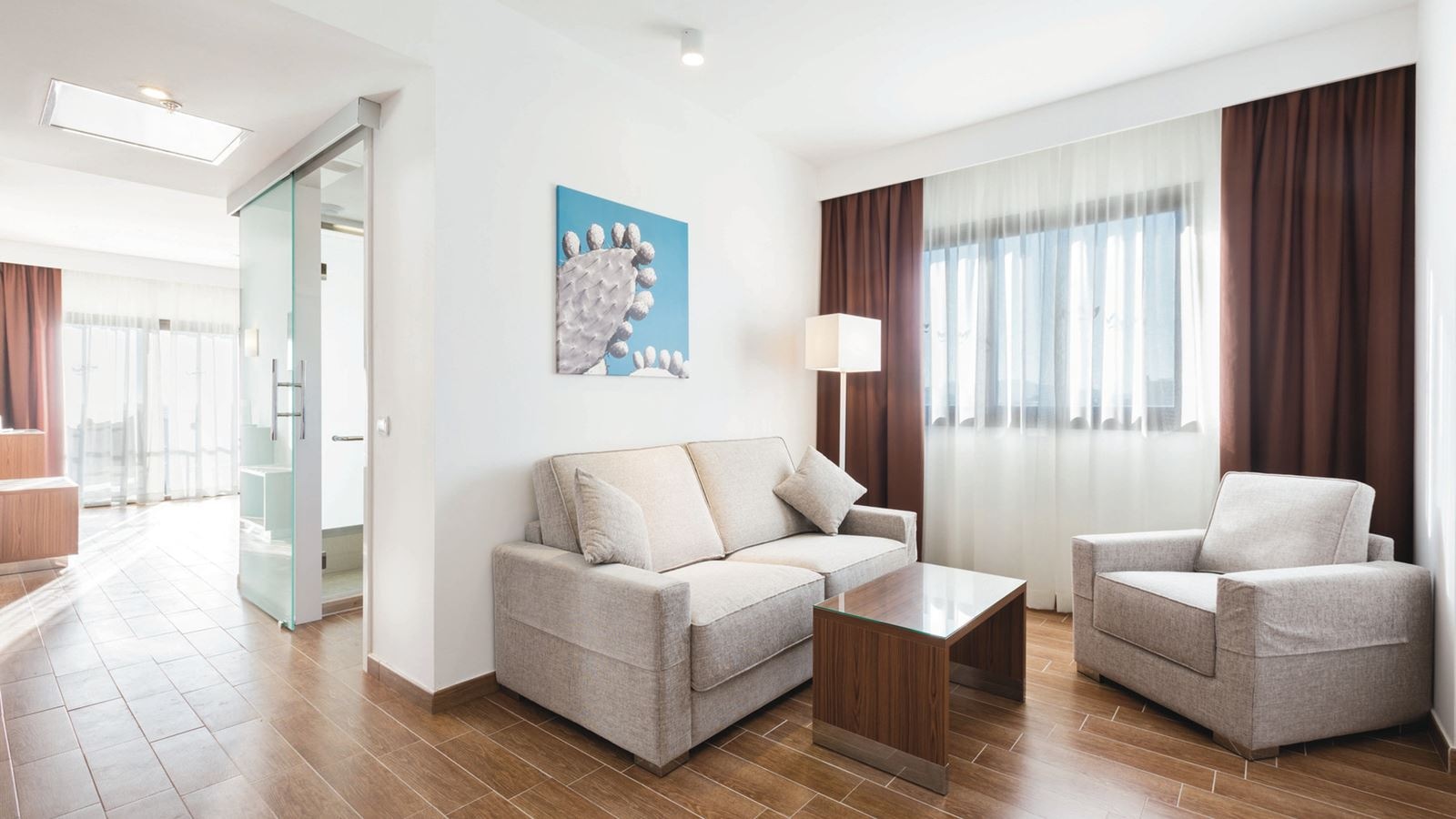 rooms-junior-suite-one-bedroom-balcony-or-terrace