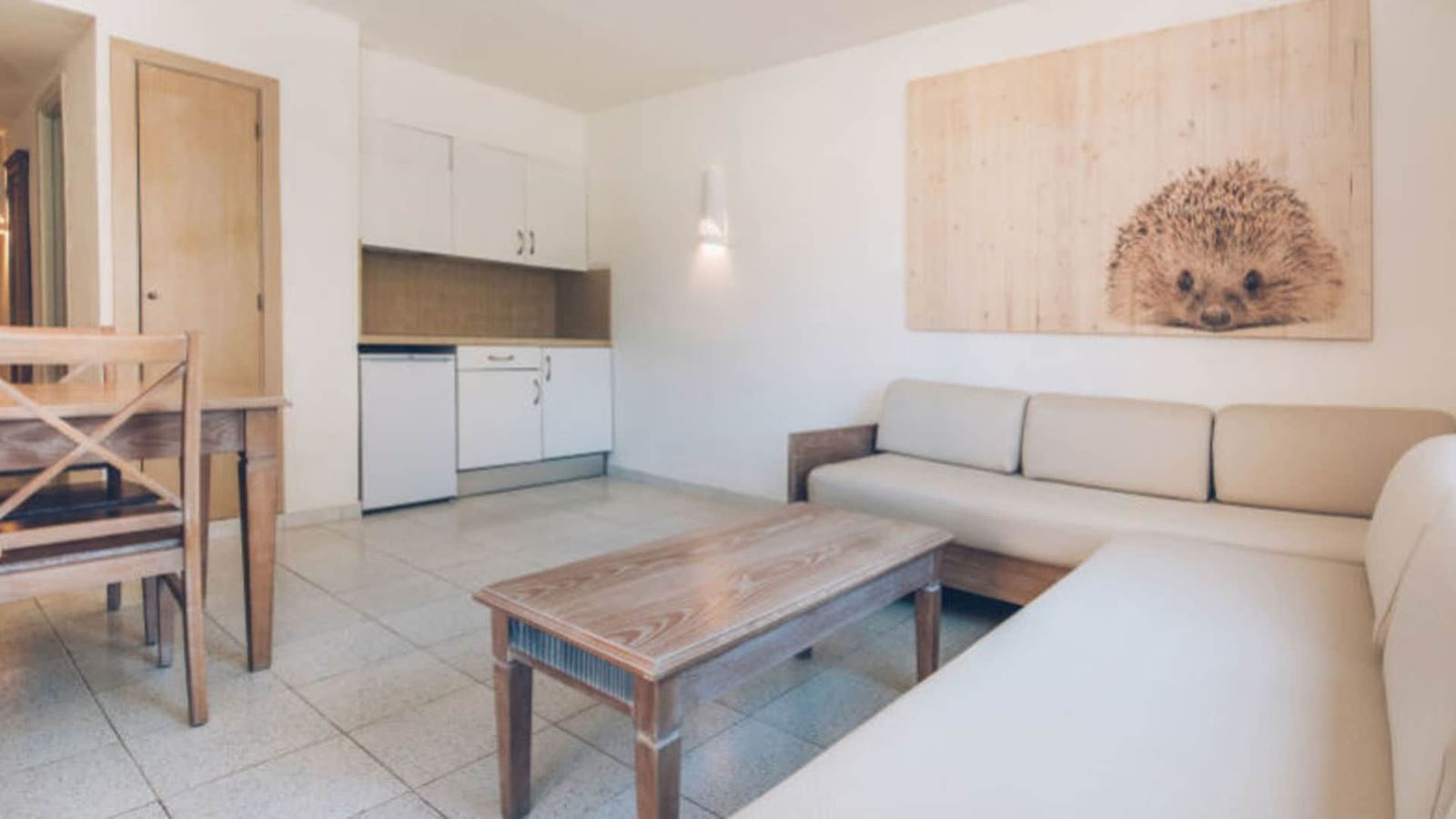 rooms-apartment-two-rooms