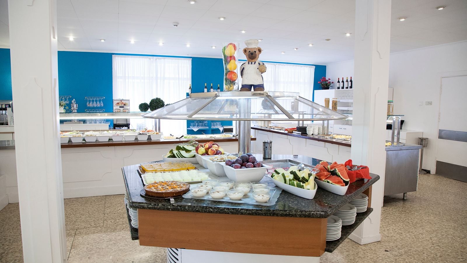 restaurants-restaurant