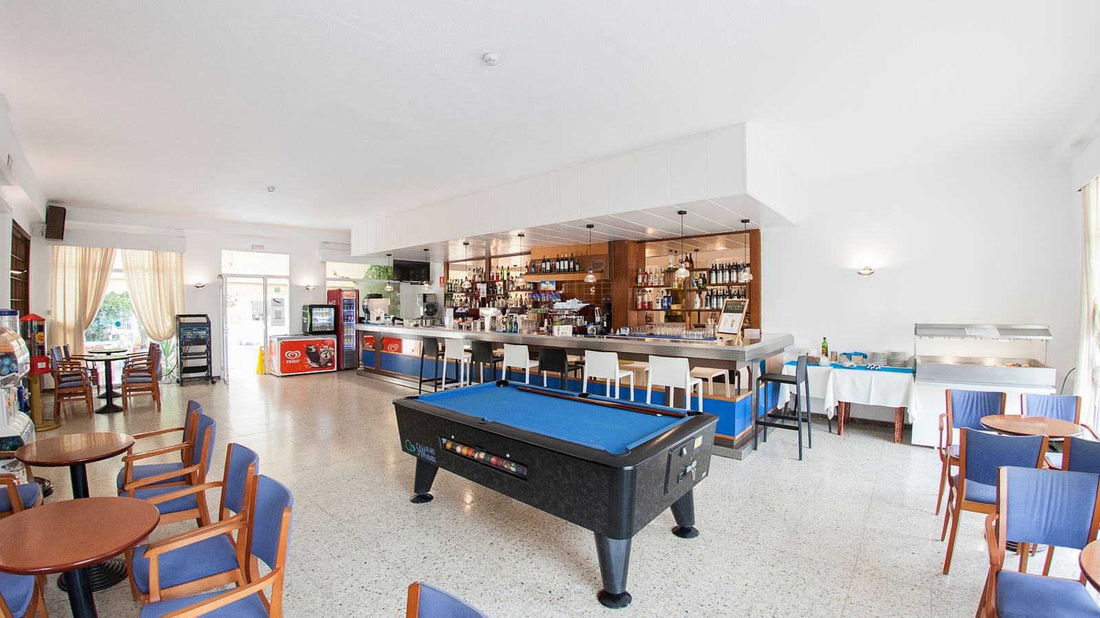 restaurants-snack-bar