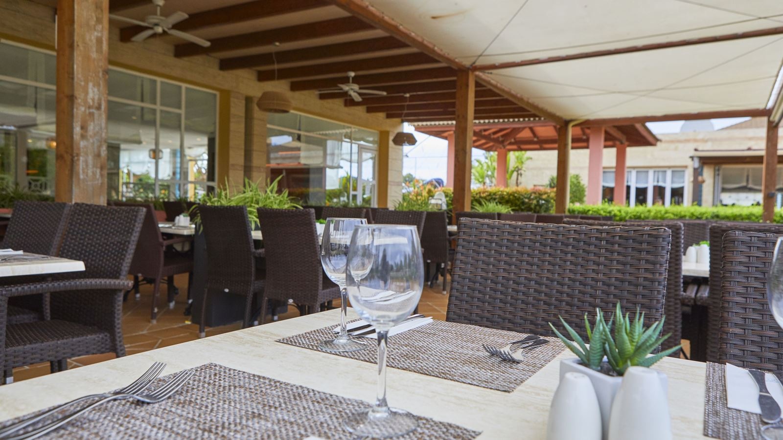 restaurants-restaurant-buffet-caprice