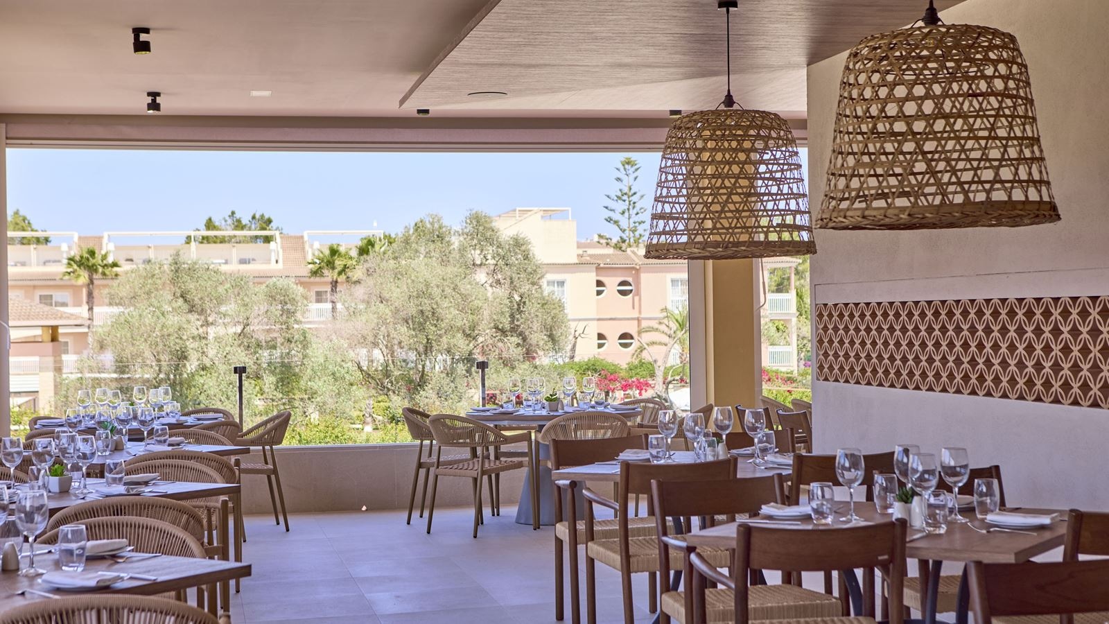 restaurants-la-tavola