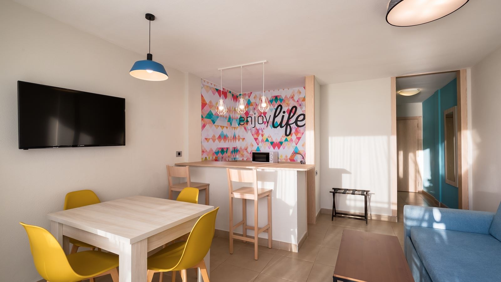 rooms-1-bedroom-apartment-side-sea-view