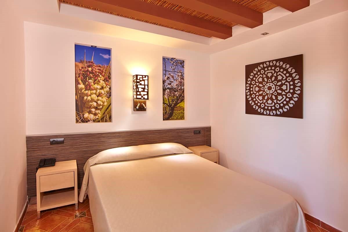 rooms-ds--twin-superior