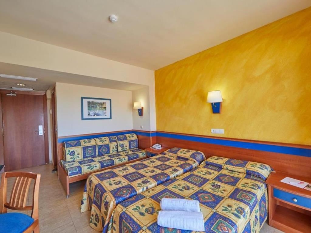 rooms-fa-familiar-standard