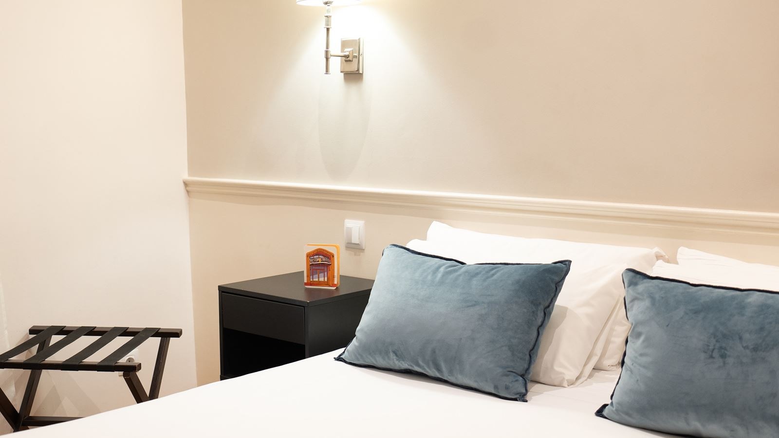 rooms-double-standard-room