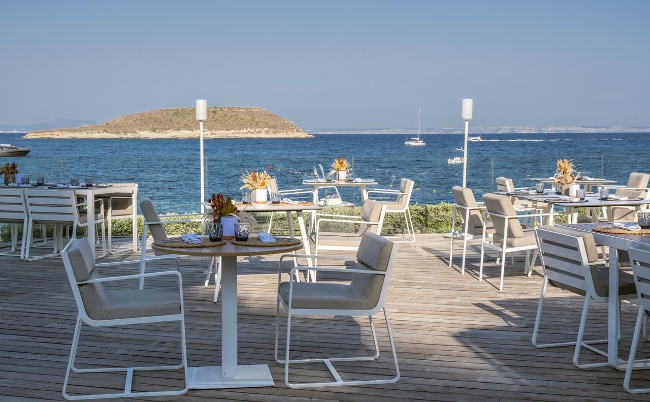 restaurants-cape-nao-beach-club--restaurant