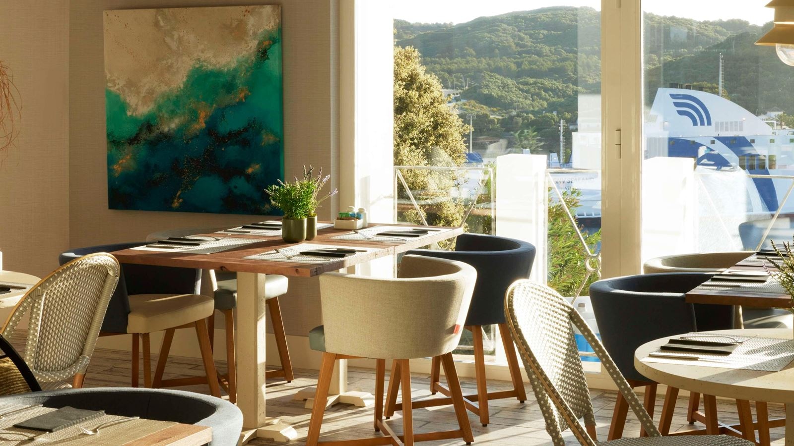 restaurants-restaurants