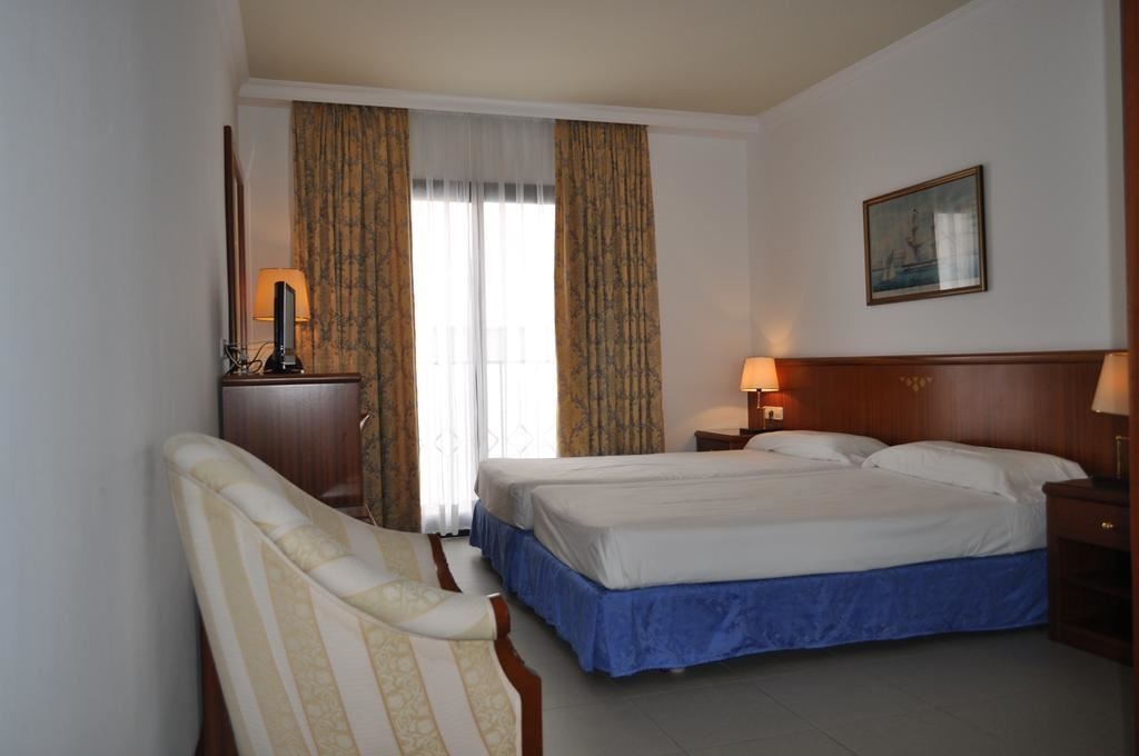 rooms-room-standard-double-balcony