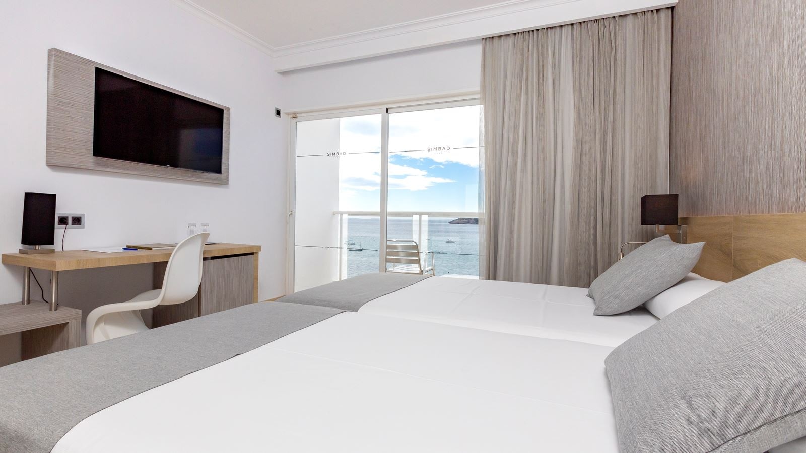 rooms-double-or-twin-sea-view