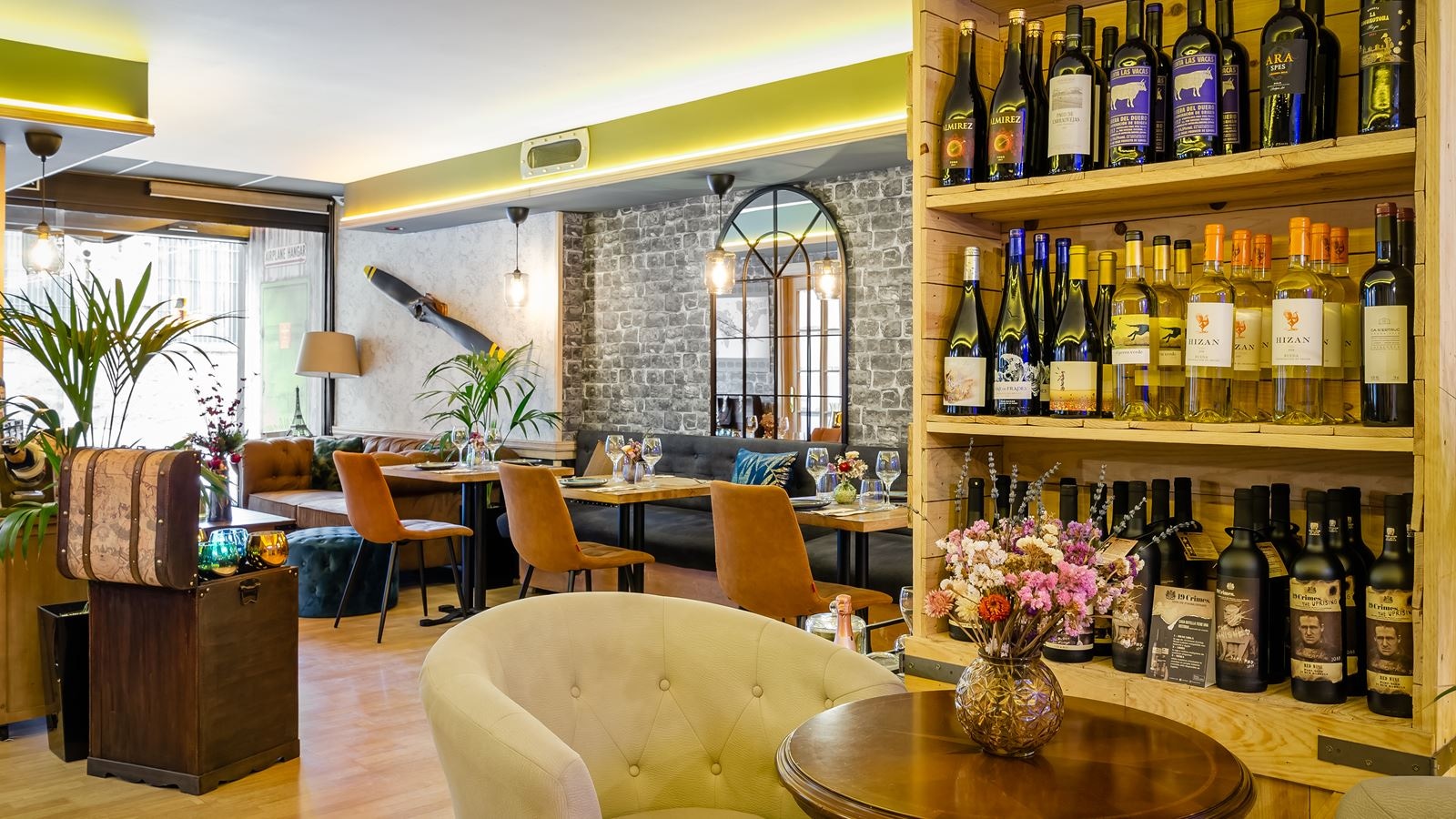 restaurants-restaurants