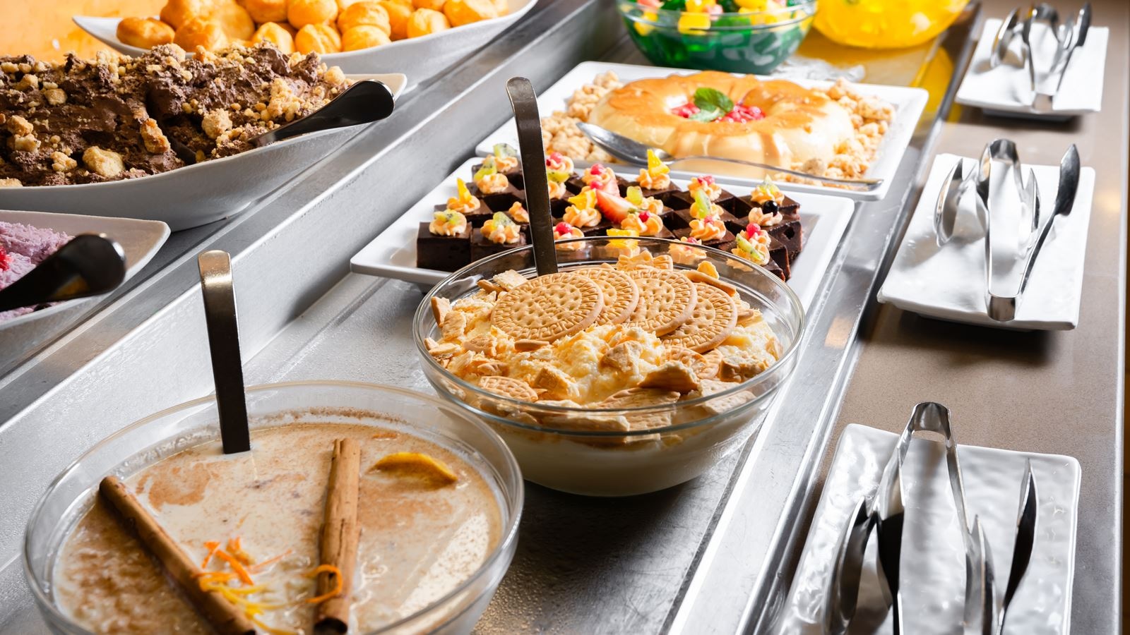 restaurants-restaurants