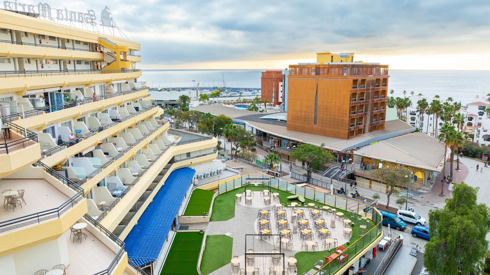 restaurants-restaurants