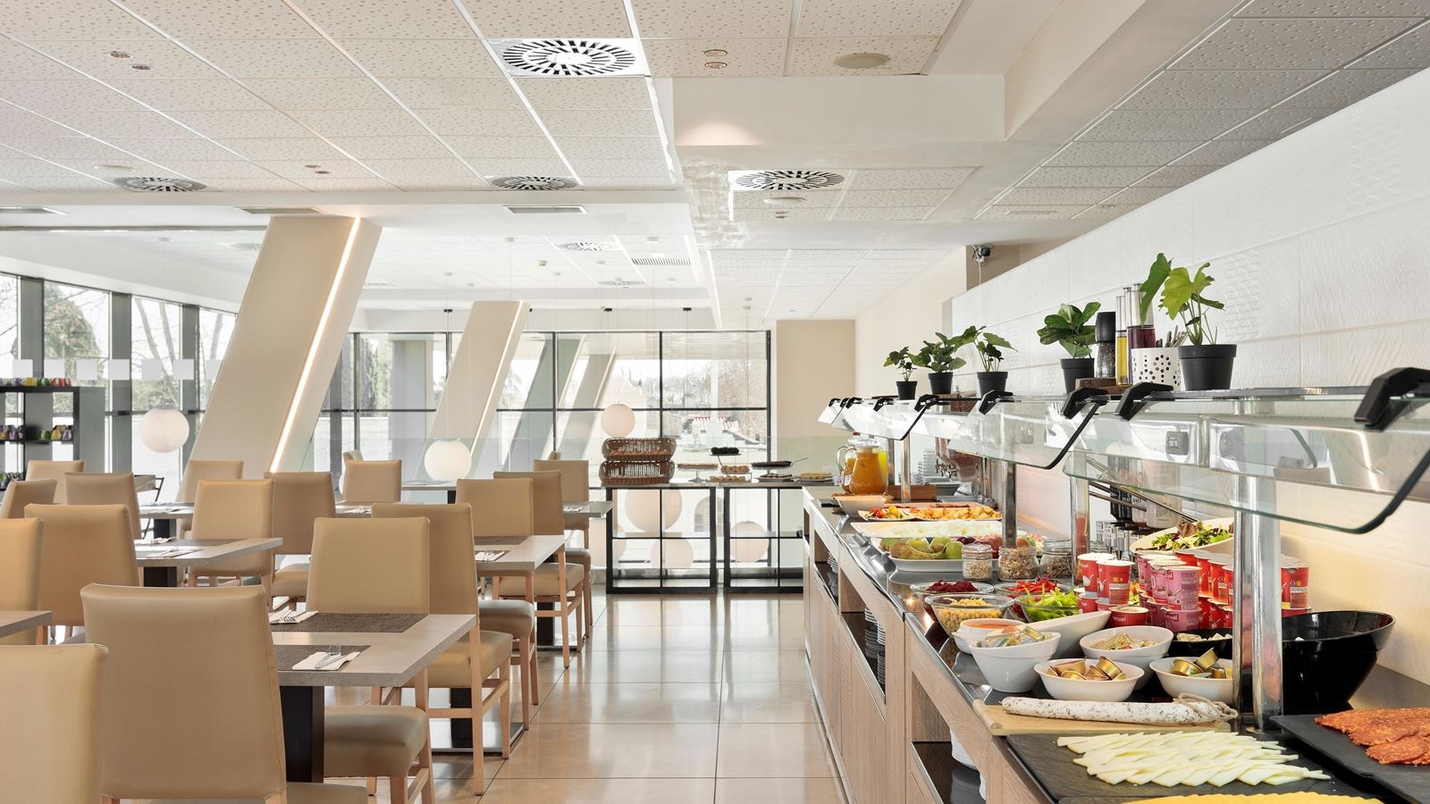 restaurants-main-restaurant