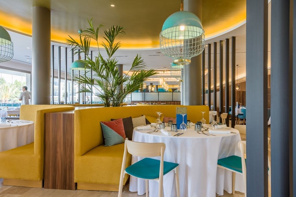 restaurants-the-market-buffet-restaurant