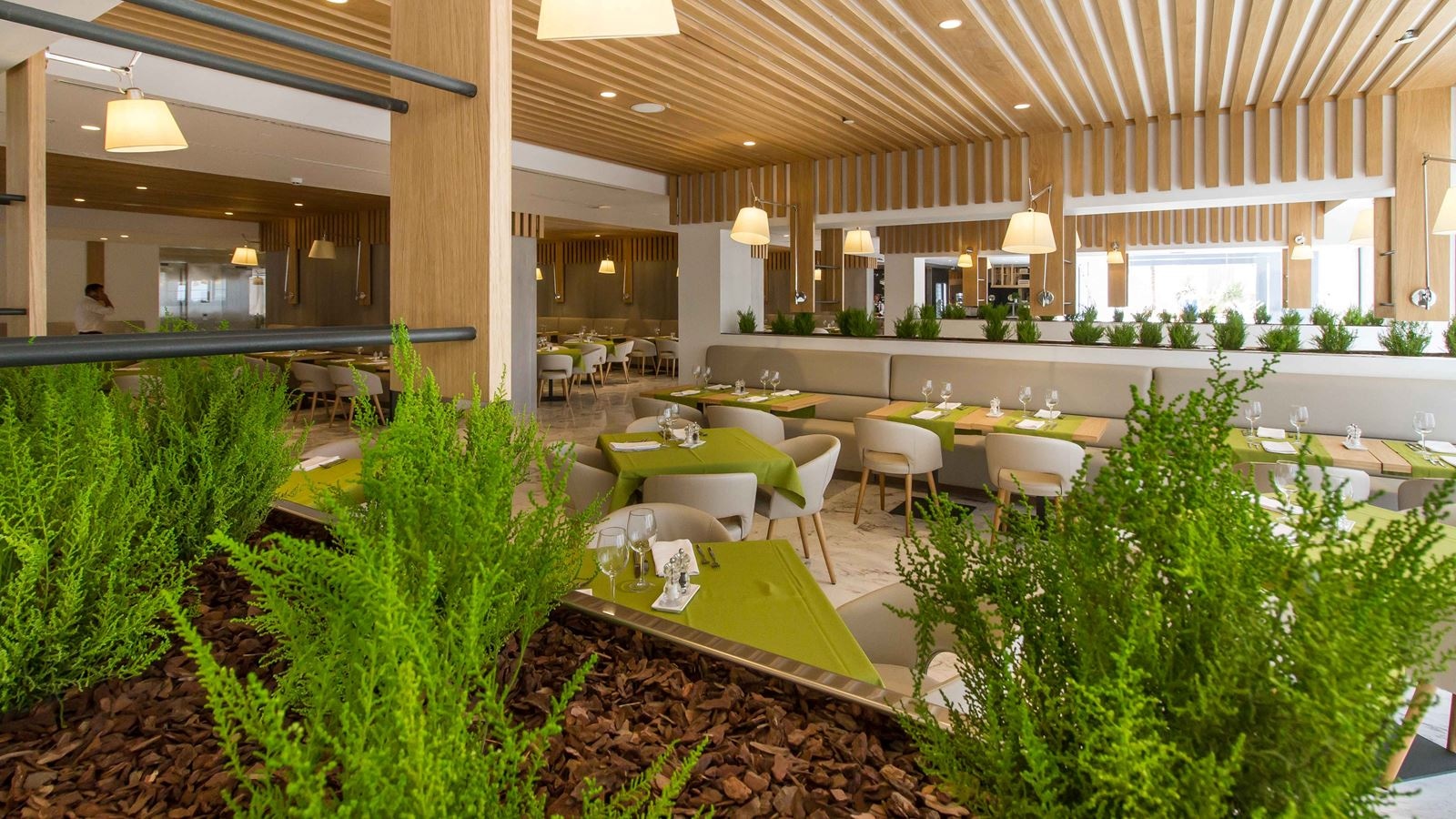 restaurants-hotel-restaurant