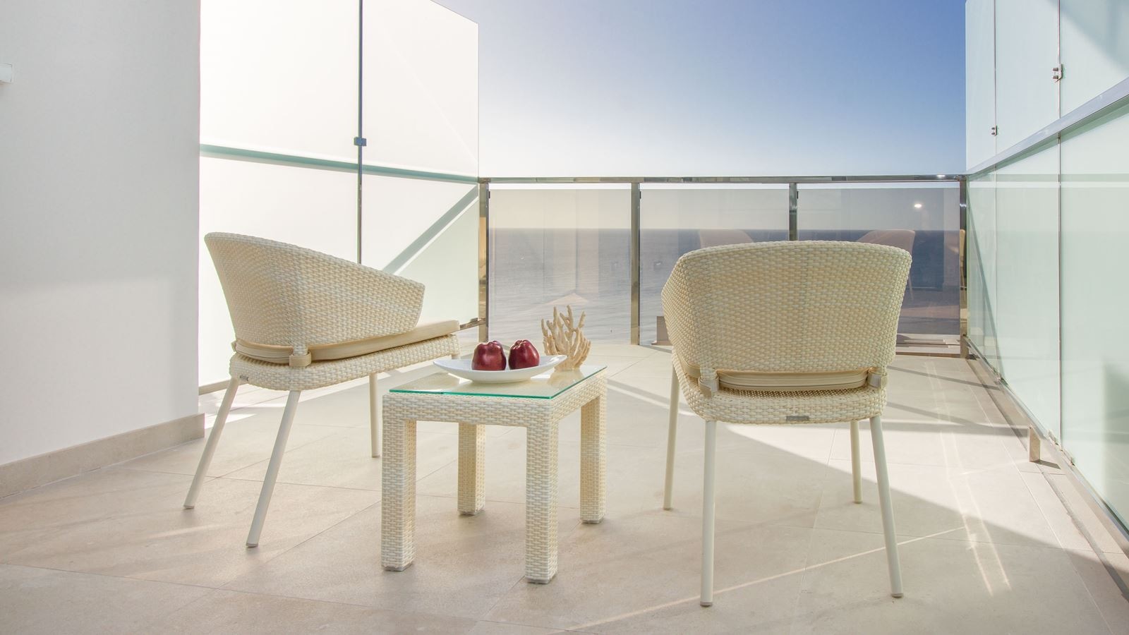 rooms-dv--twin-sea-view