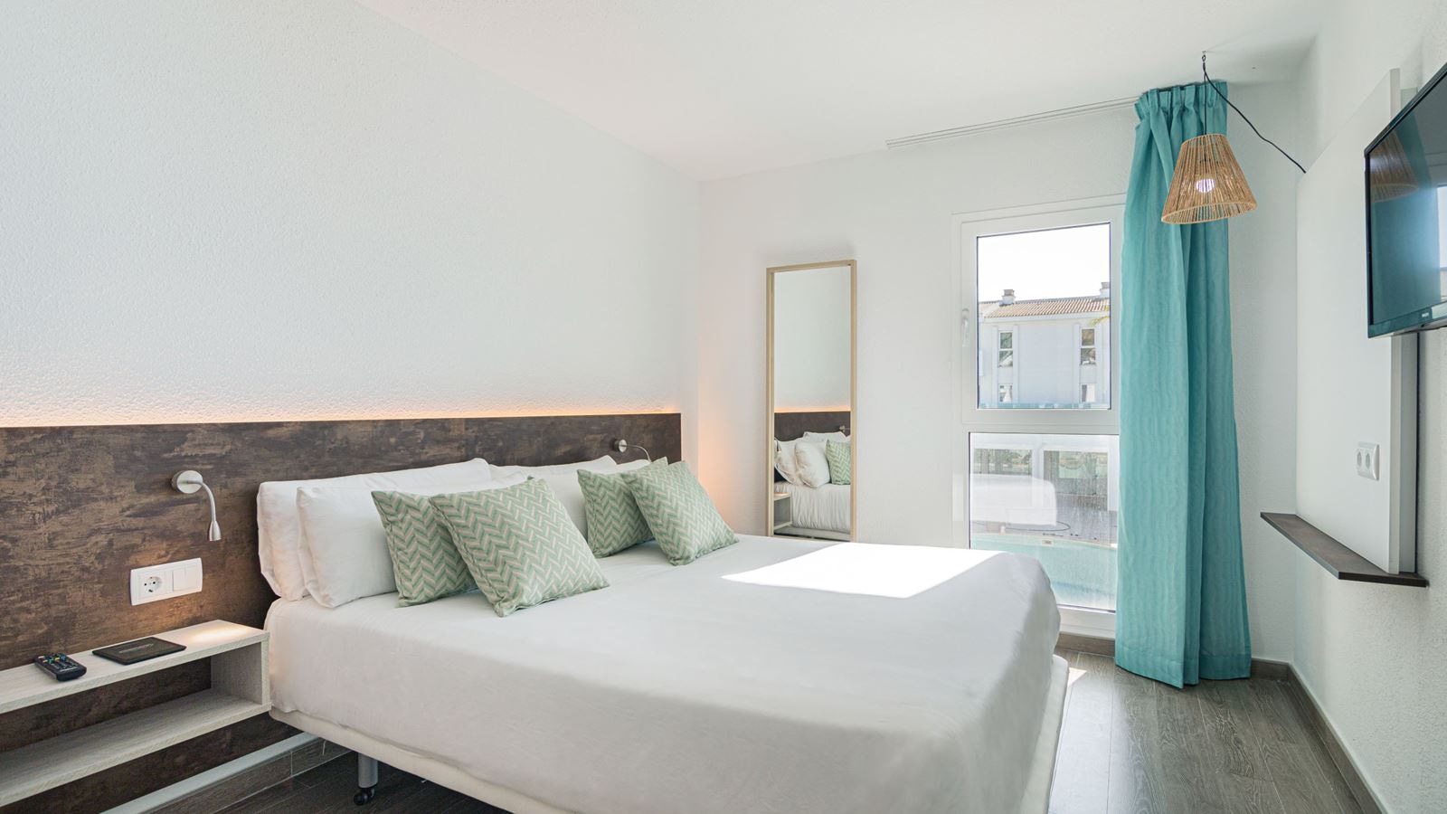 rooms-suite-balcon-or-terrace